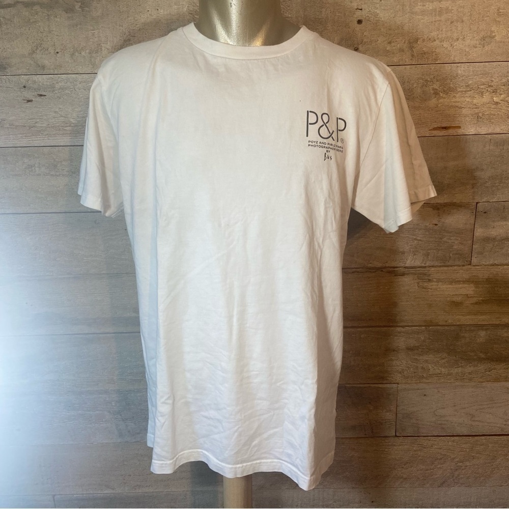 Poyz & Pirlz men's white r-shirt in size large
